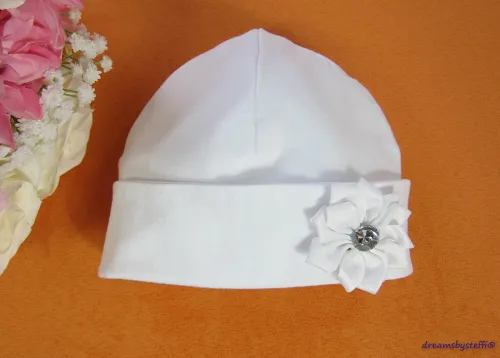 Taufmütze Umschlag mit Blume Baby Mädchen